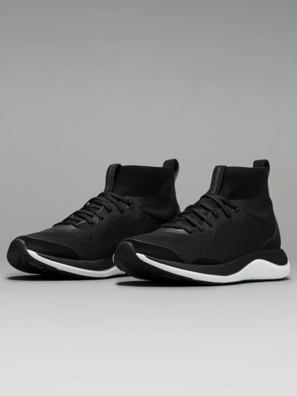 Lululemon Women's Chargefeel Mid Running Shoe